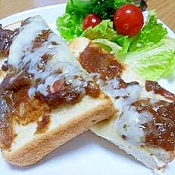 カレーの余った翌朝にカレーチーズトースト